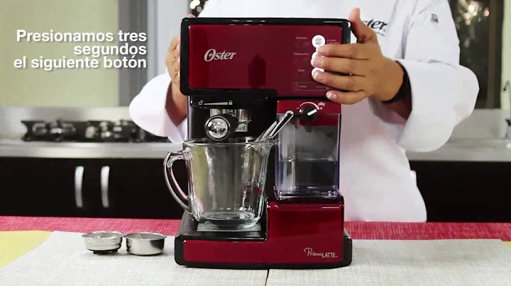 Prepara tu cafetera Oster® PrimaLatte® BVSTEM6601 para usarla por primera vez