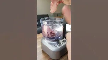 Can my food processor slice meat?